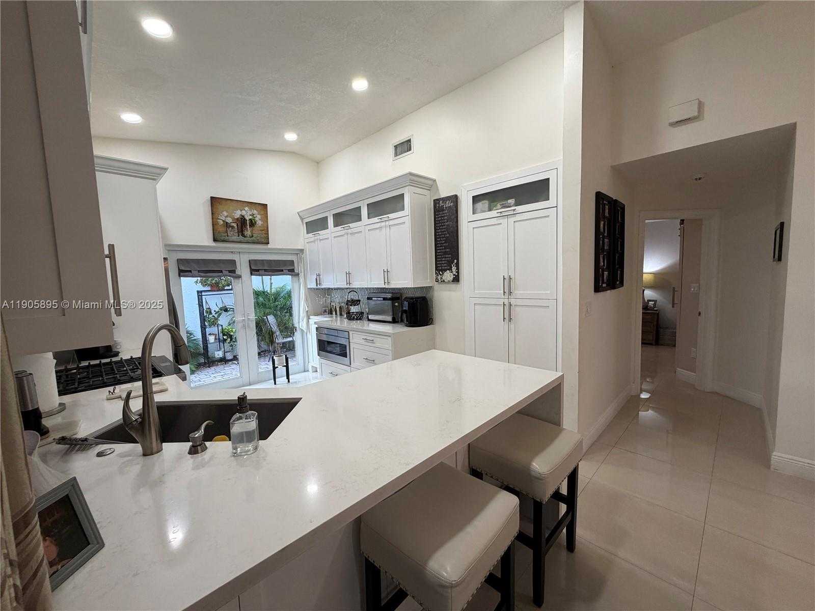 Small Image of 19804 NORTH WEST 82ND PL, Hialeah Number 21