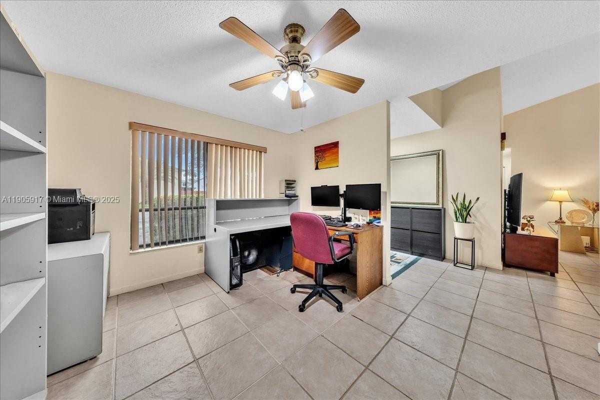 Small Image of 3930 NORTH WEST 79TH WAY, Davie Number 14