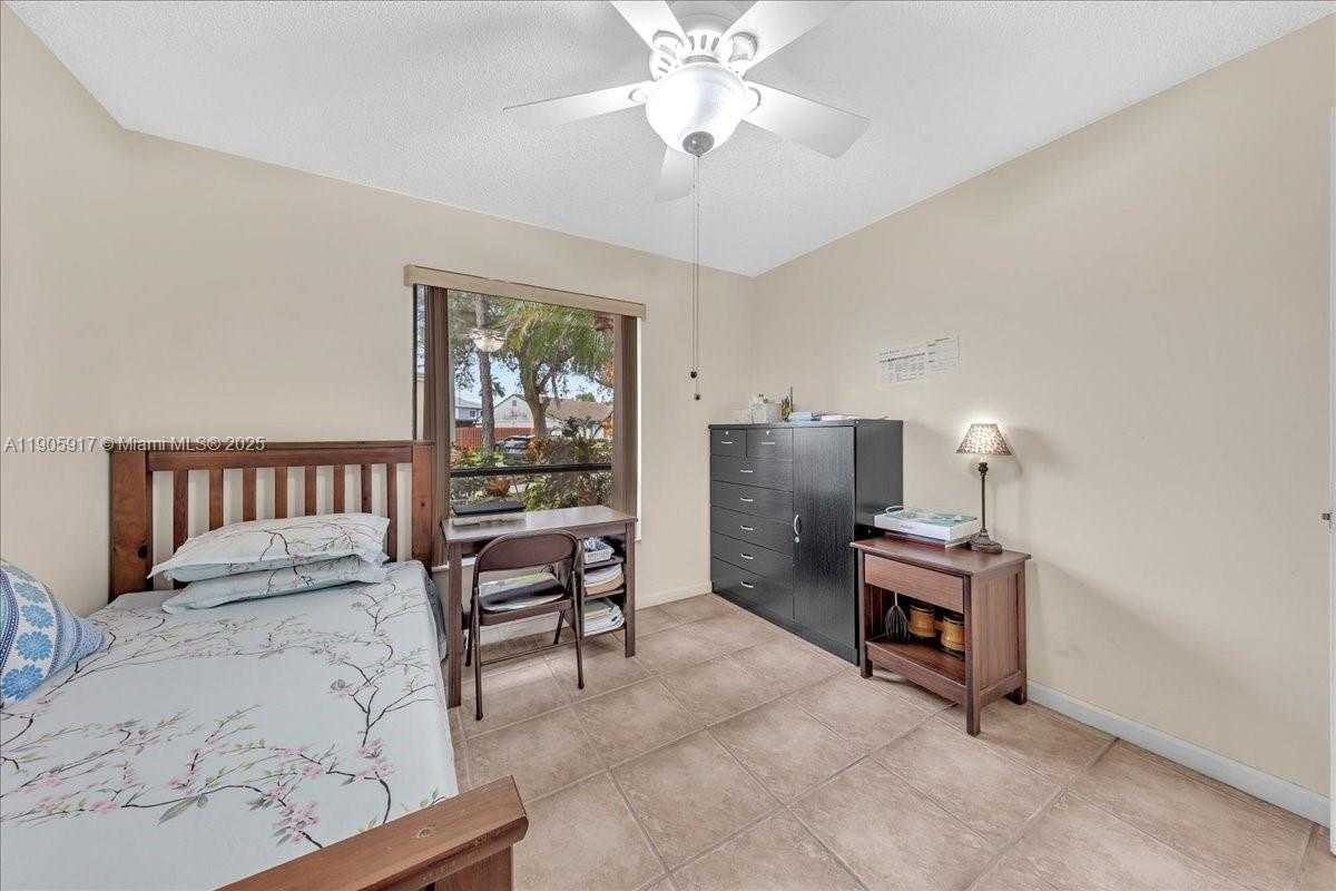 Small Image of 3930 NORTH WEST 79TH WAY, Davie Number 19