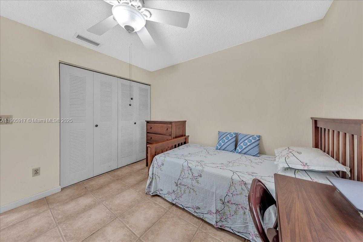 Small Image of 3930 NORTH WEST 79TH WAY, Davie Number 20