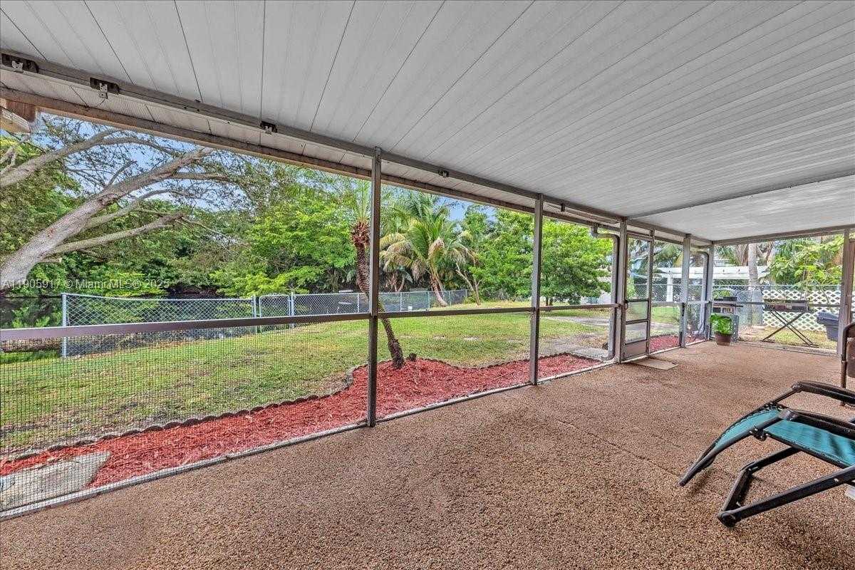 Small Image of 3930 NORTH WEST 79TH WAY, Davie Number 25