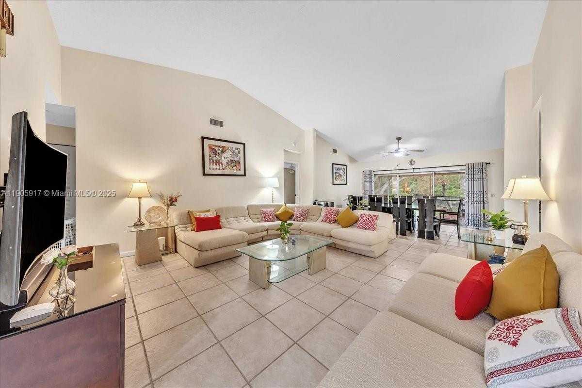 Small Image of 3930 NORTH WEST 79TH WAY, Davie Number 3