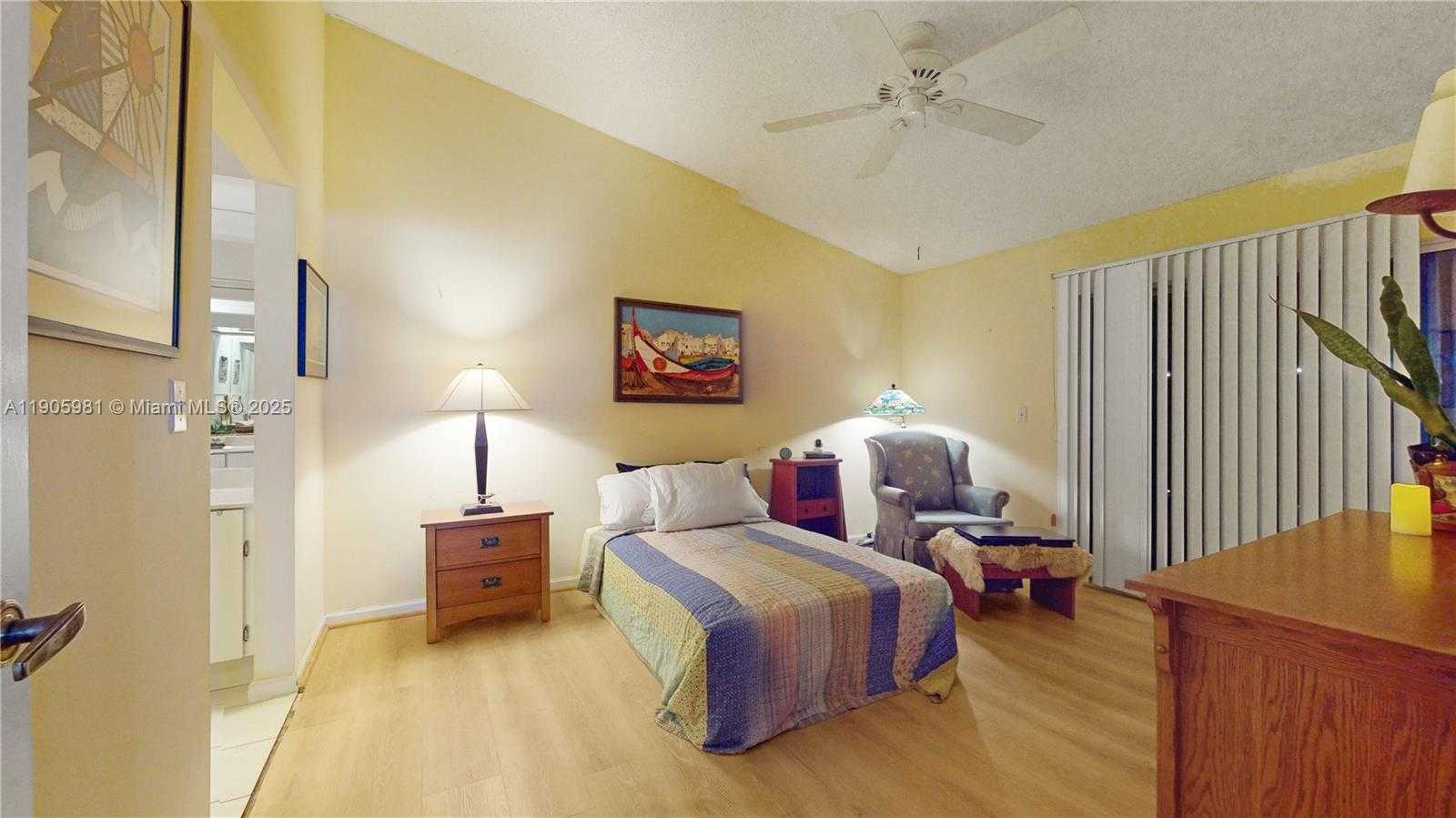 Small Image of 2255 SOUTH EAST 6TH PL, Homestead Number 10