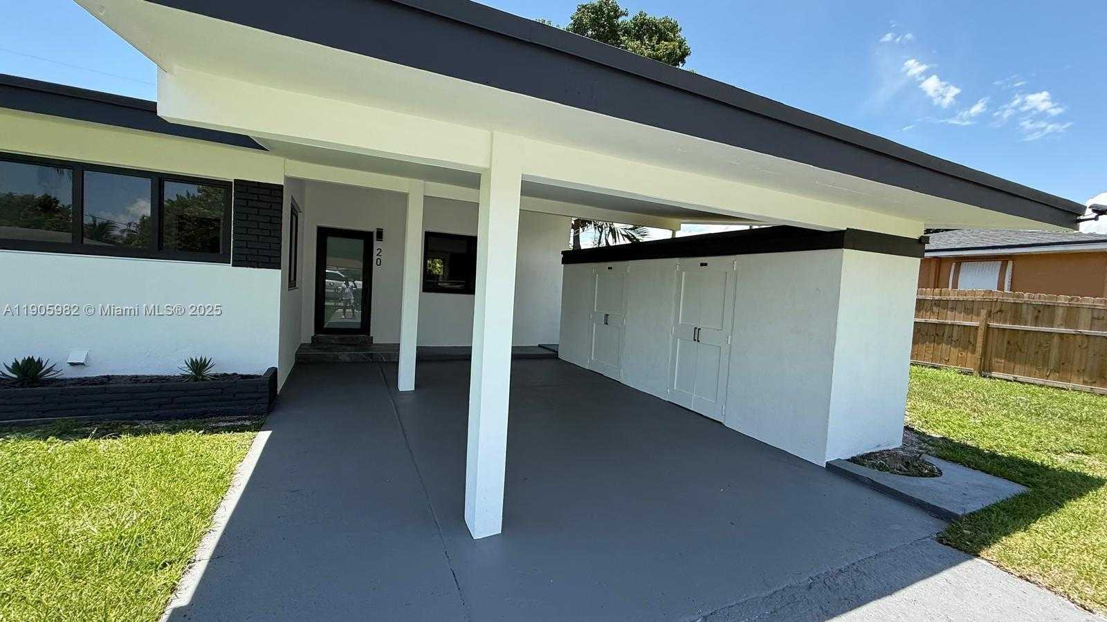 Small Image of 20 NORTH WEST 197TH ST, Miami Gardens Number 2