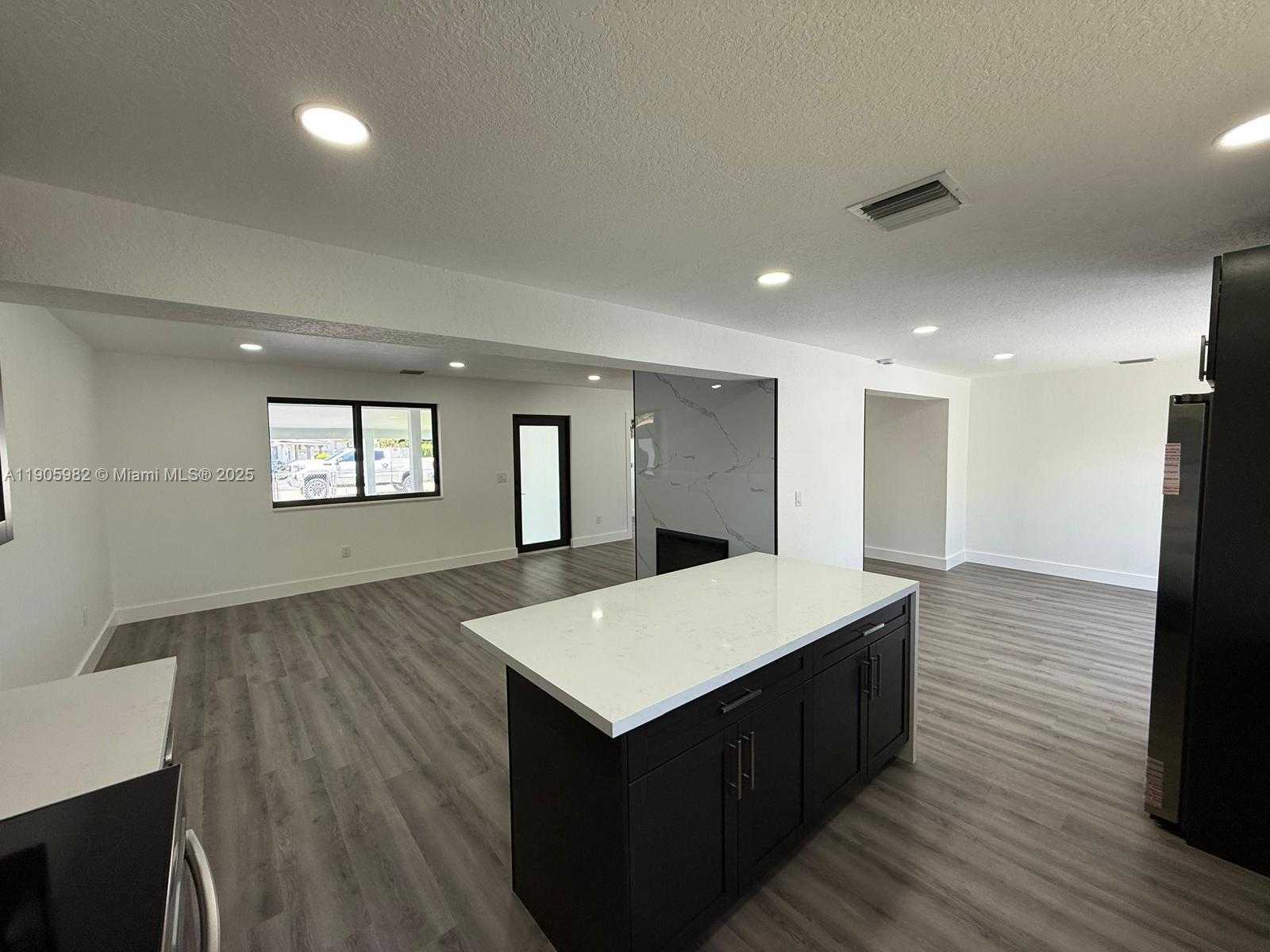 Small Image of 20 NORTH WEST 197TH ST, Miami Gardens Number 20