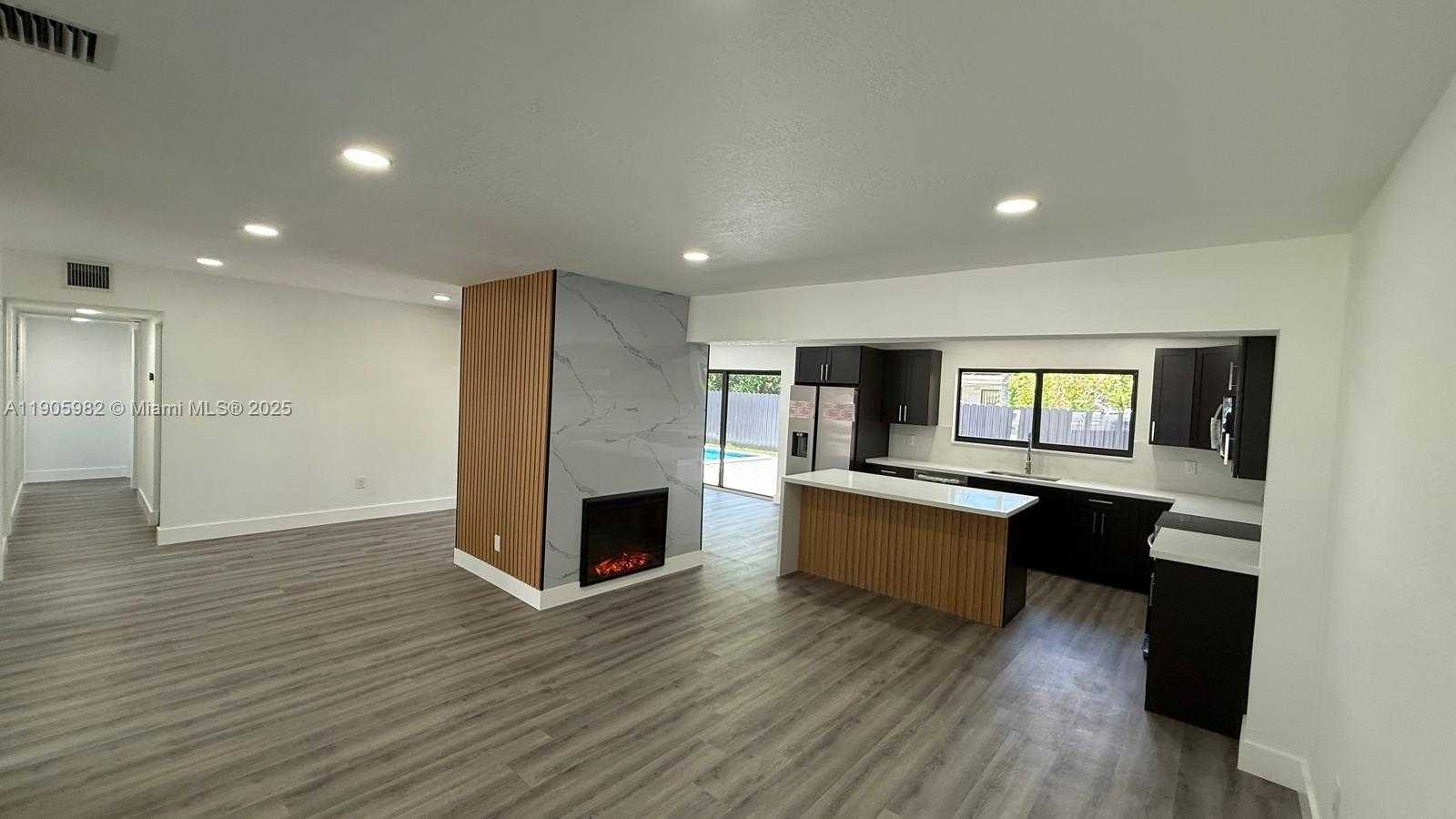 Small Image of 20 NORTH WEST 197TH ST, Miami Gardens Number 24