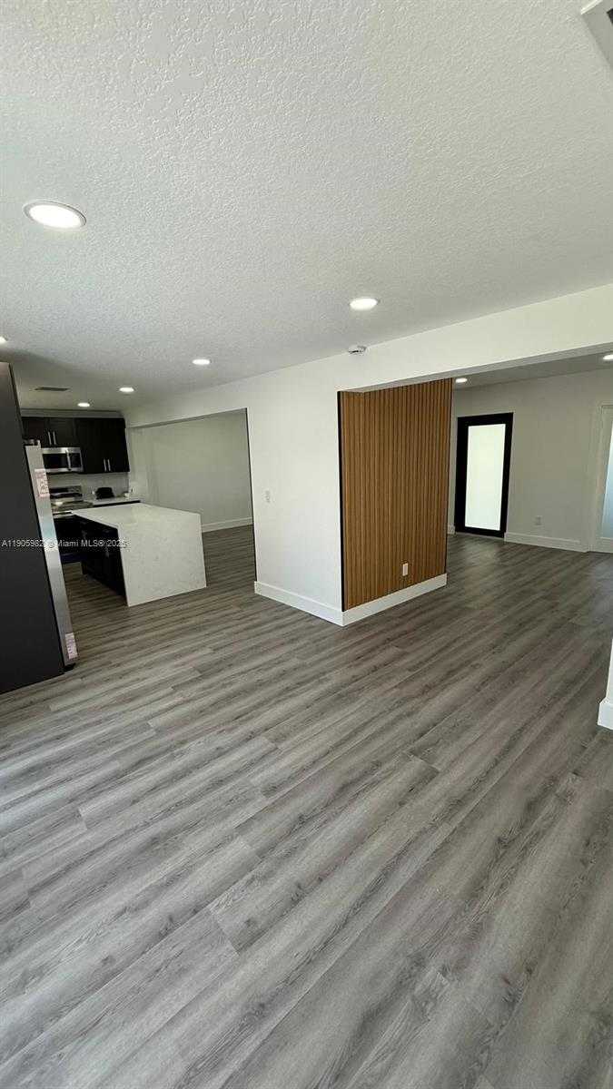 Small Image of 20 NORTH WEST 197TH ST, Miami Gardens Number 25