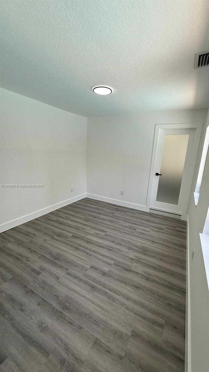 Small Image of 20 NORTH WEST 197TH ST, Miami Gardens Number 41