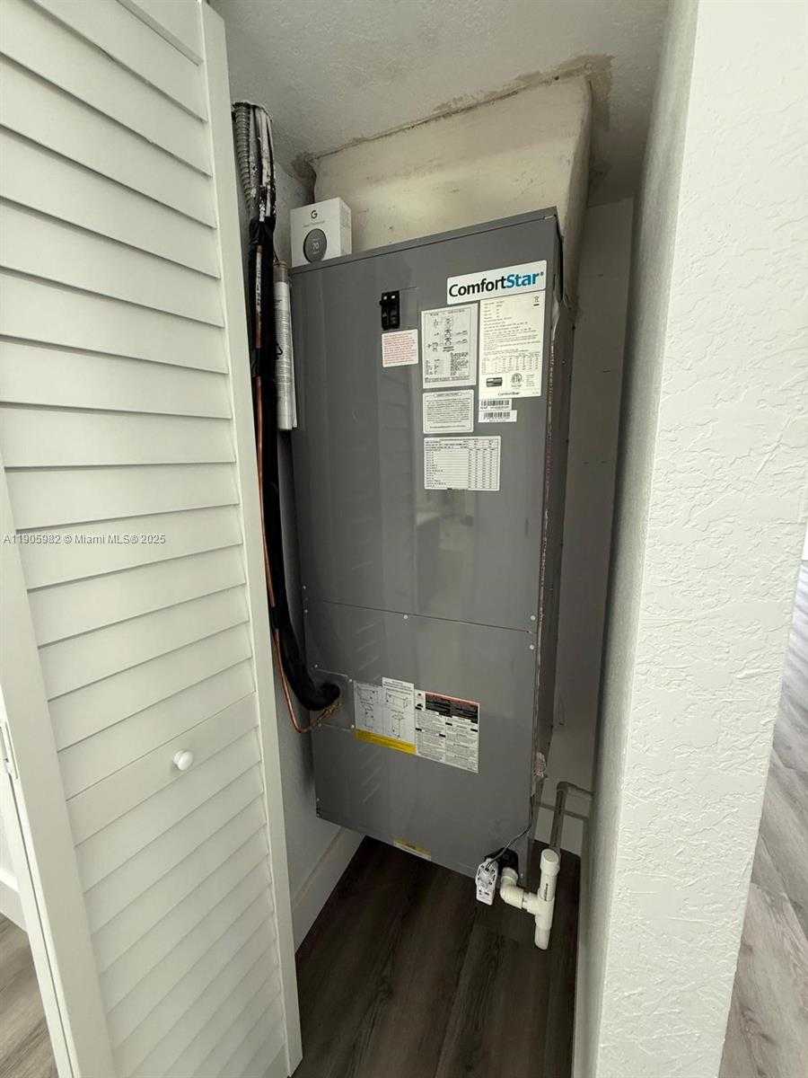 Small Image of 20 NORTH WEST 197TH ST, Miami Gardens Number 45