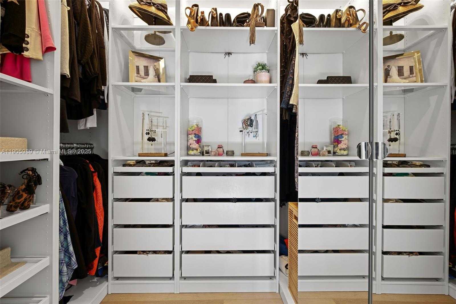 Small Image of 1060 NORTH EAST 95TH ST, Miami Shores Number 28