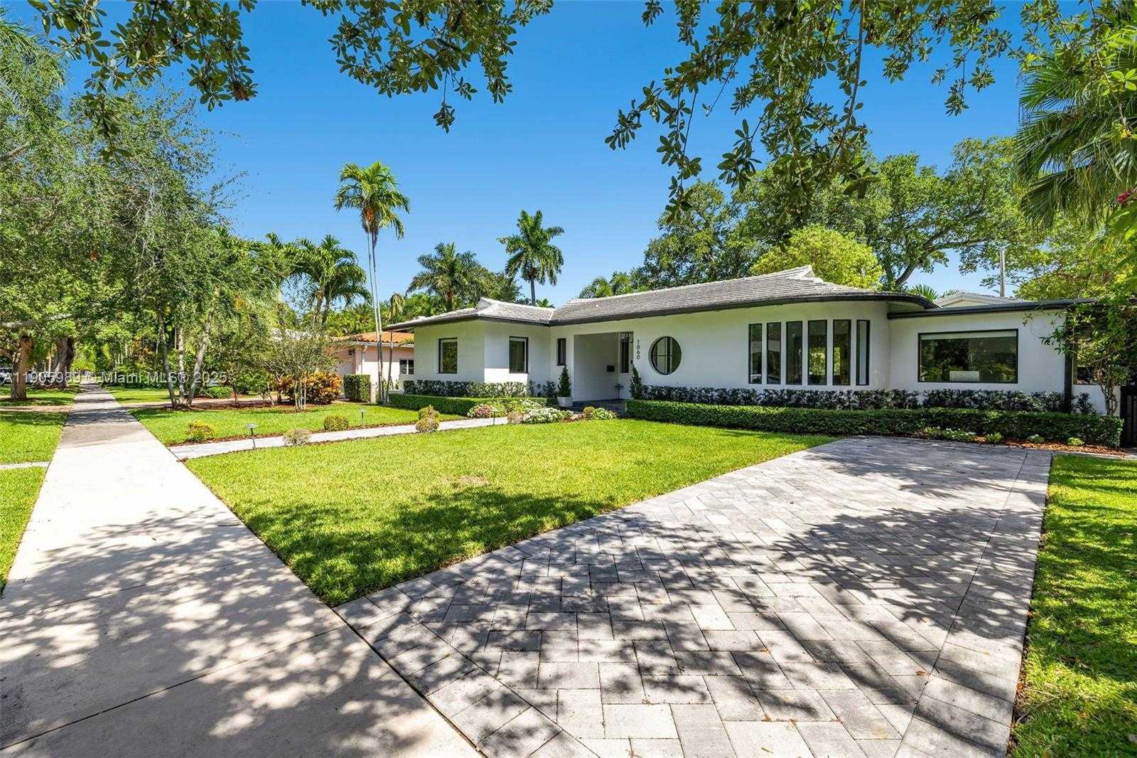 Small Image of 1060 NORTH EAST 95TH ST, Miami Shores Number 3