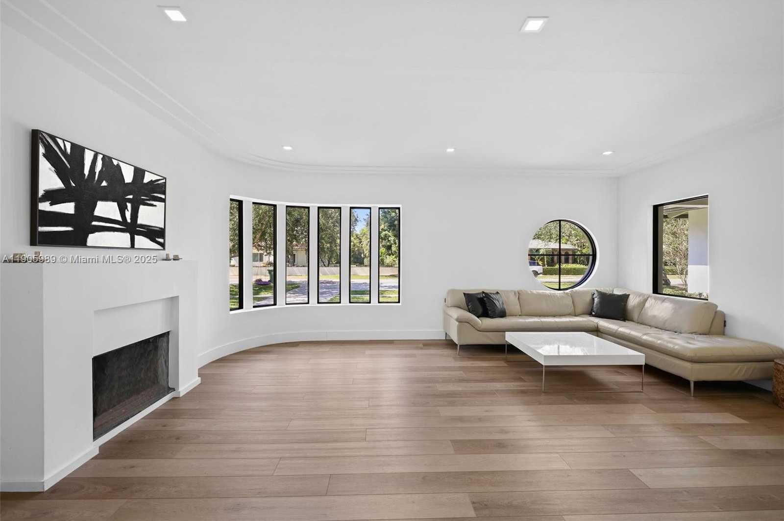 Small Image of 1060 NORTH EAST 95TH ST, Miami Shores Number 6