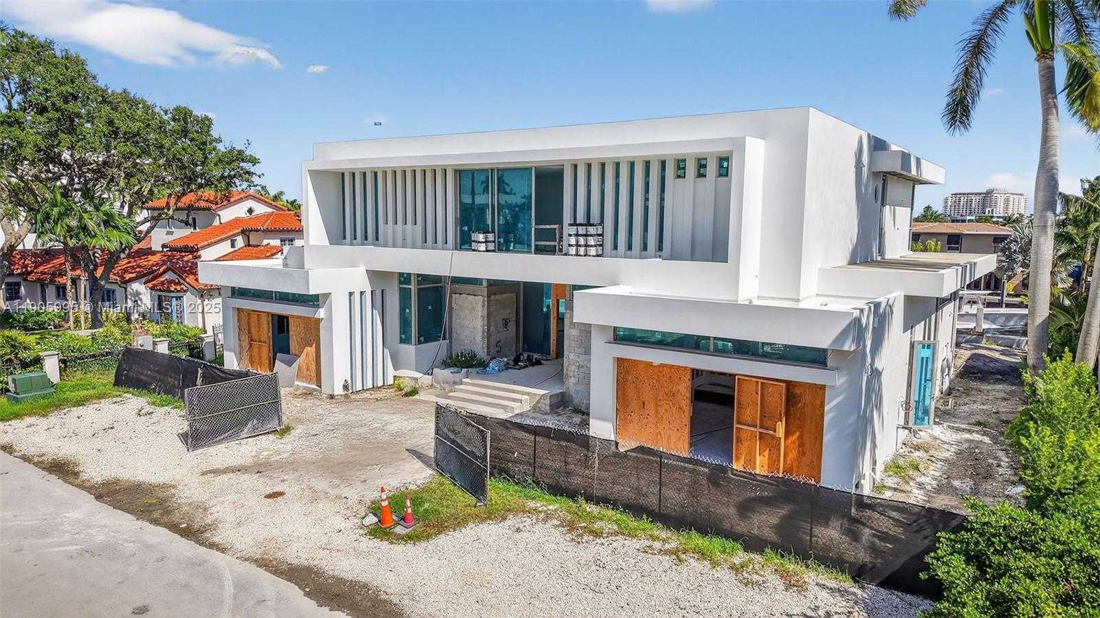 Small Image of 430 ROYAL PLAZA DR, Fort Lauderdale Number 13