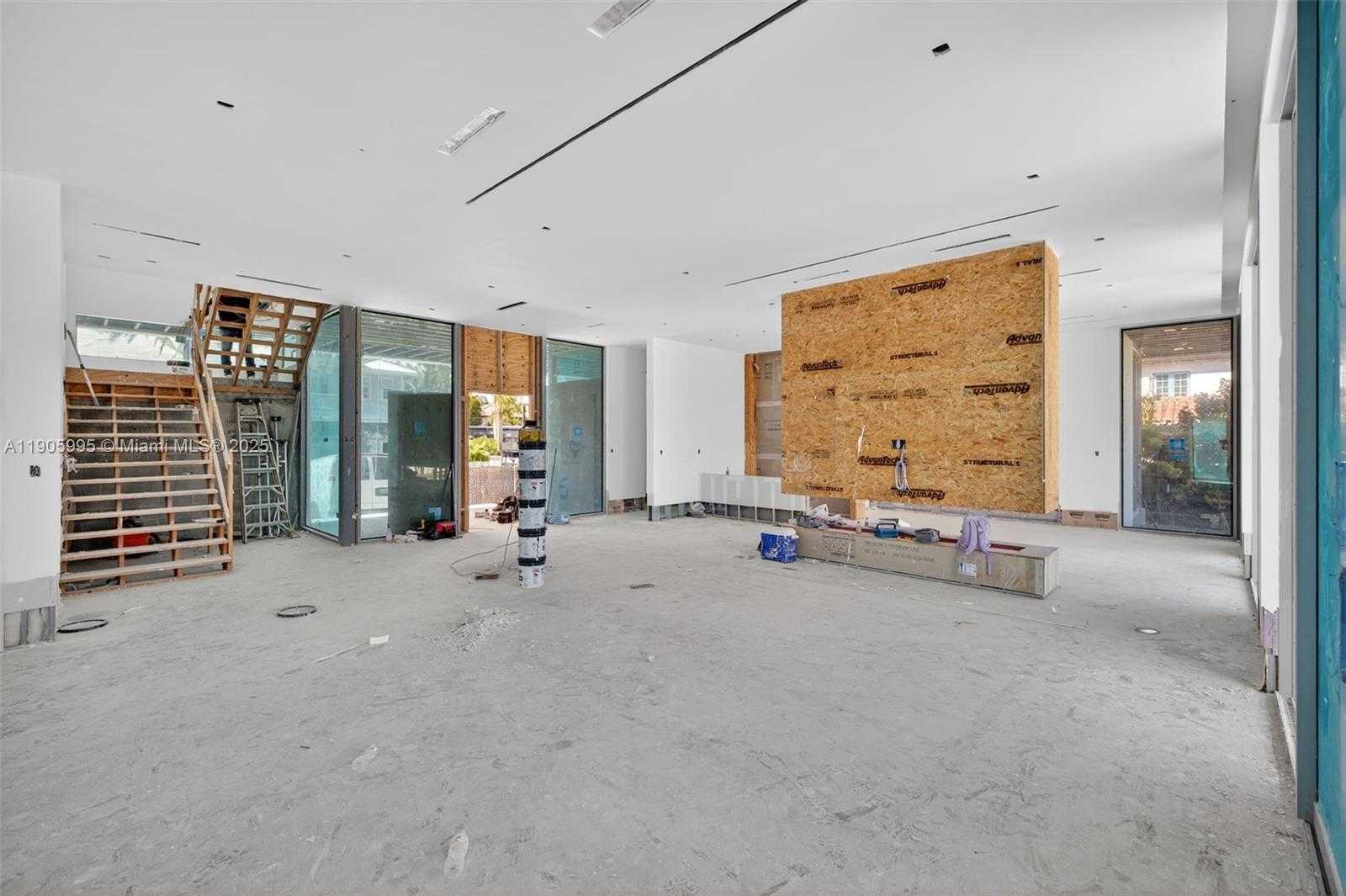 Small Image of 430 ROYAL PLAZA DR, Fort Lauderdale Number 20