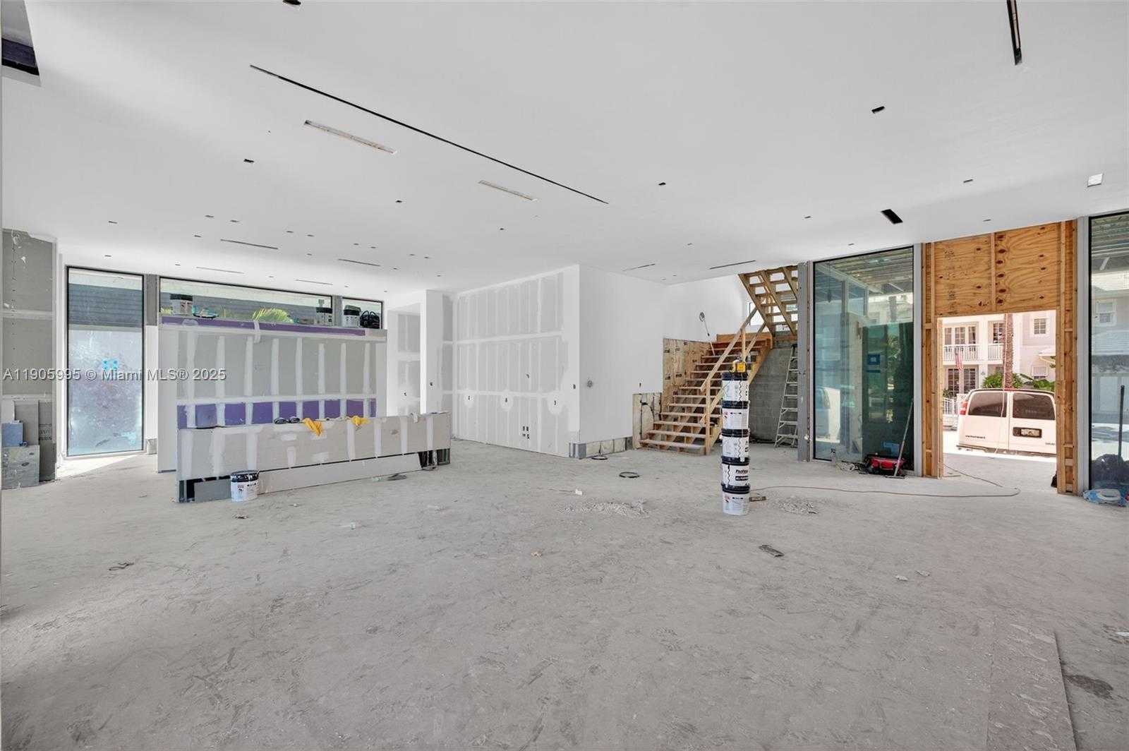 Small Image of 430 ROYAL PLAZA DR, Fort Lauderdale Number 21