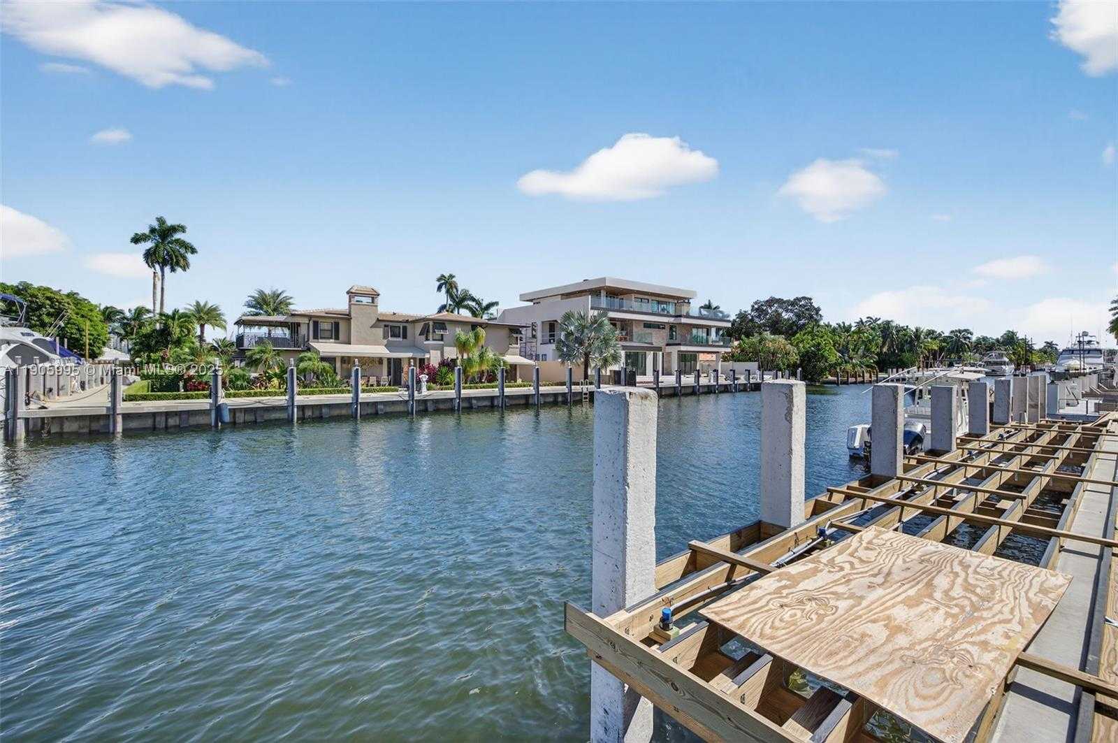 Small Image of 430 ROYAL PLAZA DR, Fort Lauderdale Number 30