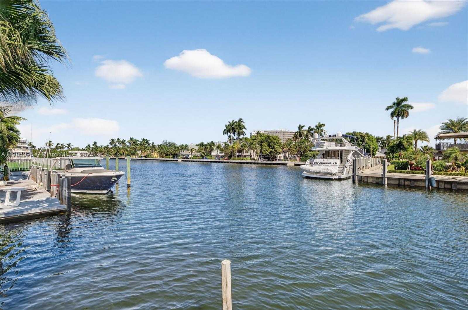 Small Image of 430 ROYAL PLAZA DR, Fort Lauderdale Number 31