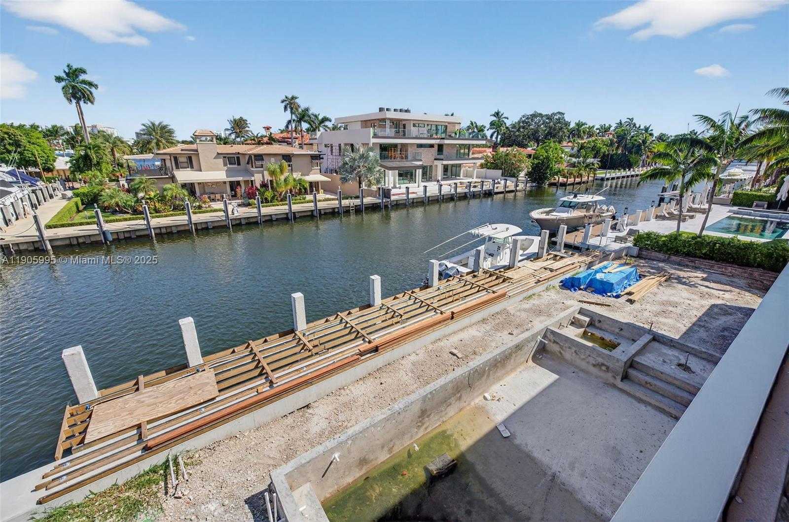 Small Image of 430 ROYAL PLAZA DR, Fort Lauderdale Number 44