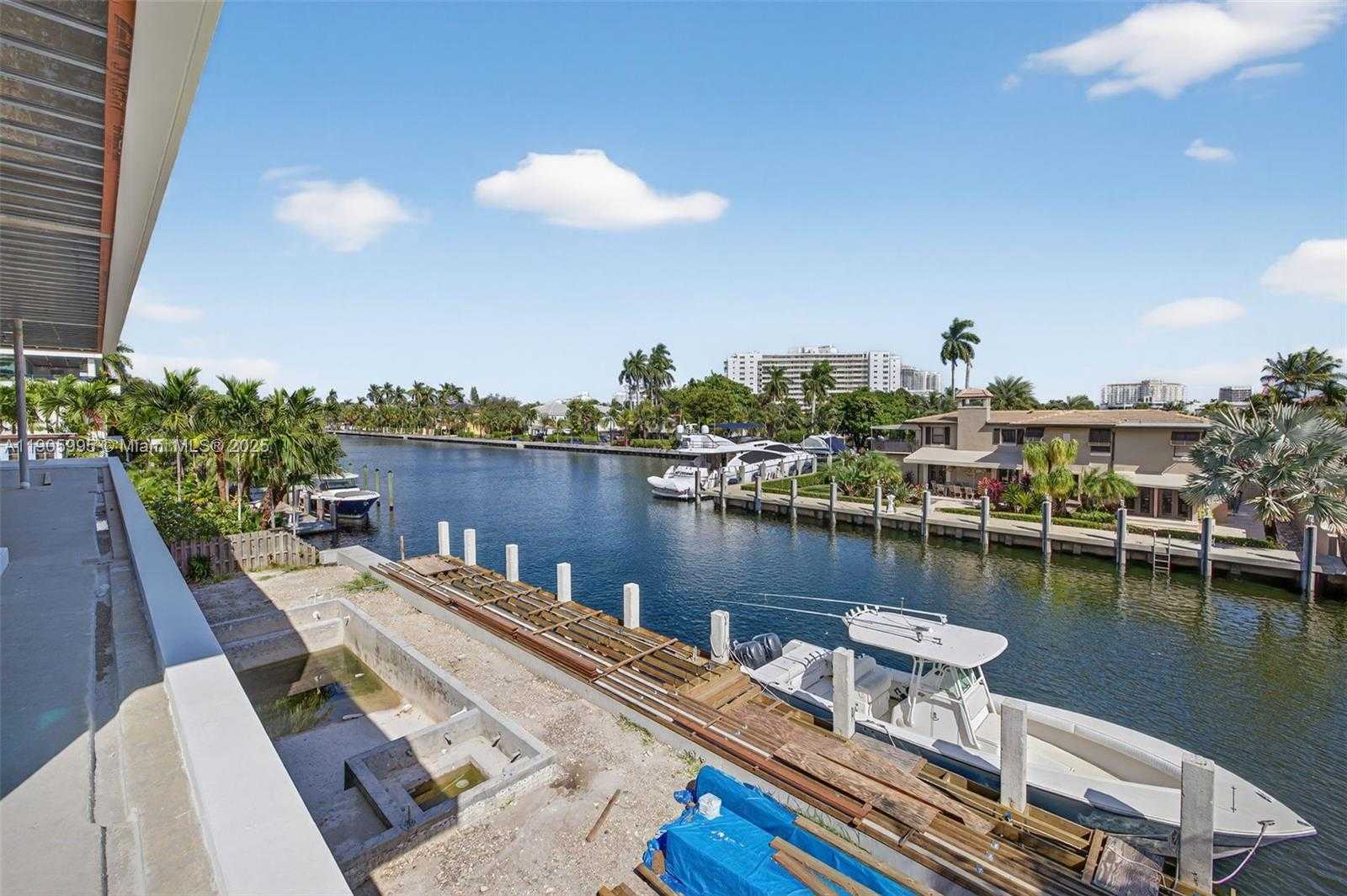 Small Image of 430 ROYAL PLAZA DR, Fort Lauderdale Number 47