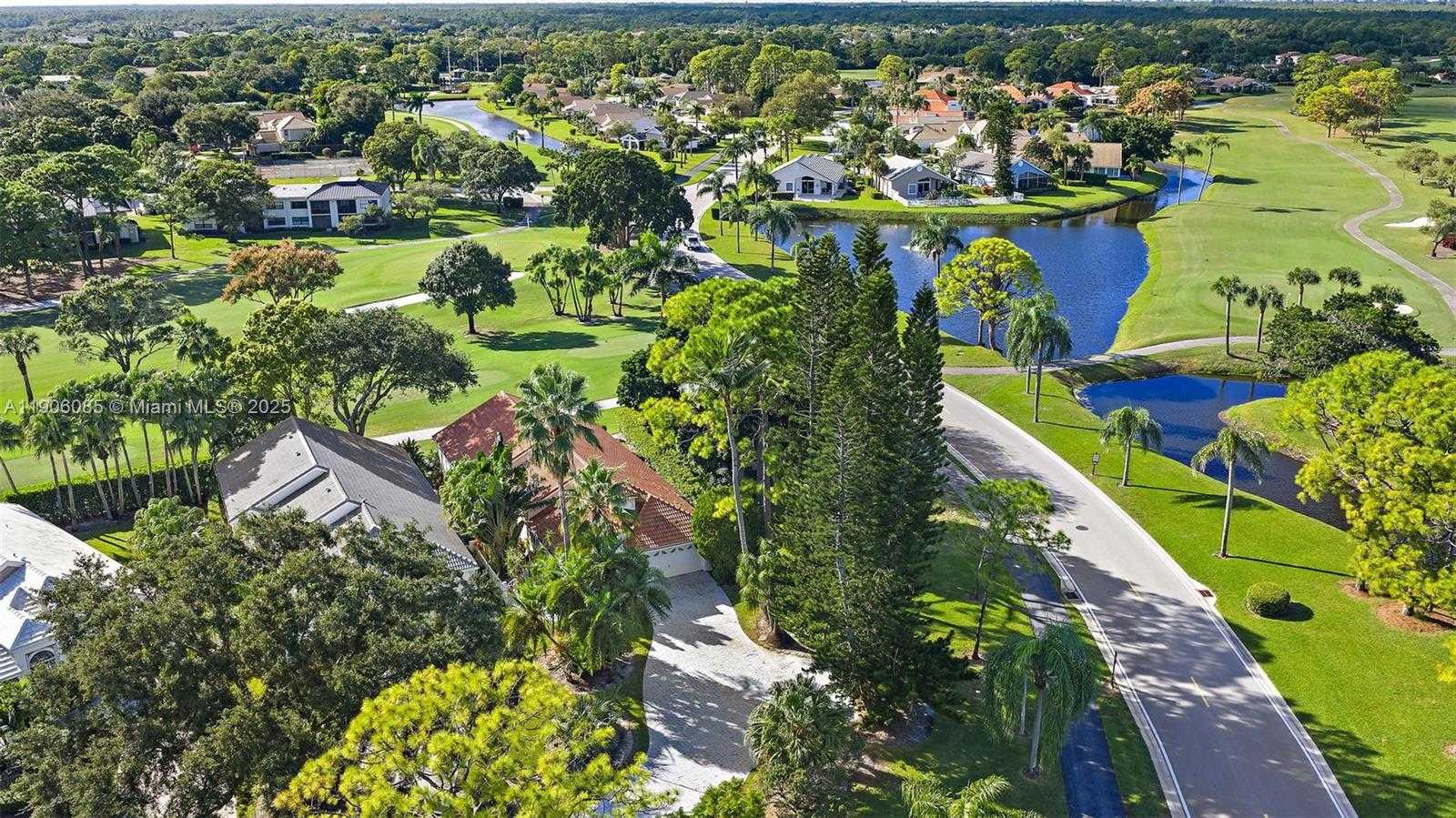 Small Image of 12960 OAK KNOLL DRIVE, Palm Beach Gardens Number 24