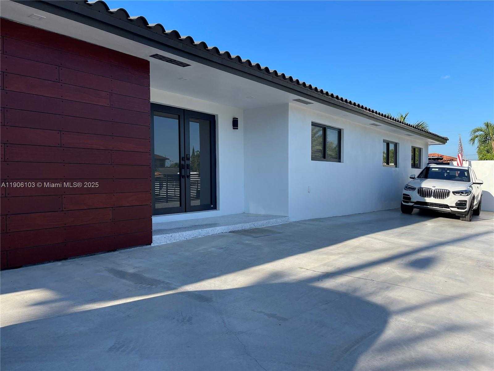 Small Image of 180 NORTH WEST 59TH CT, Miami Number 3