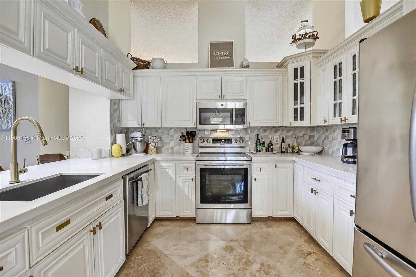 Small Image of 1721 NORTH WEST 99TH AVE, Plantation Number 19