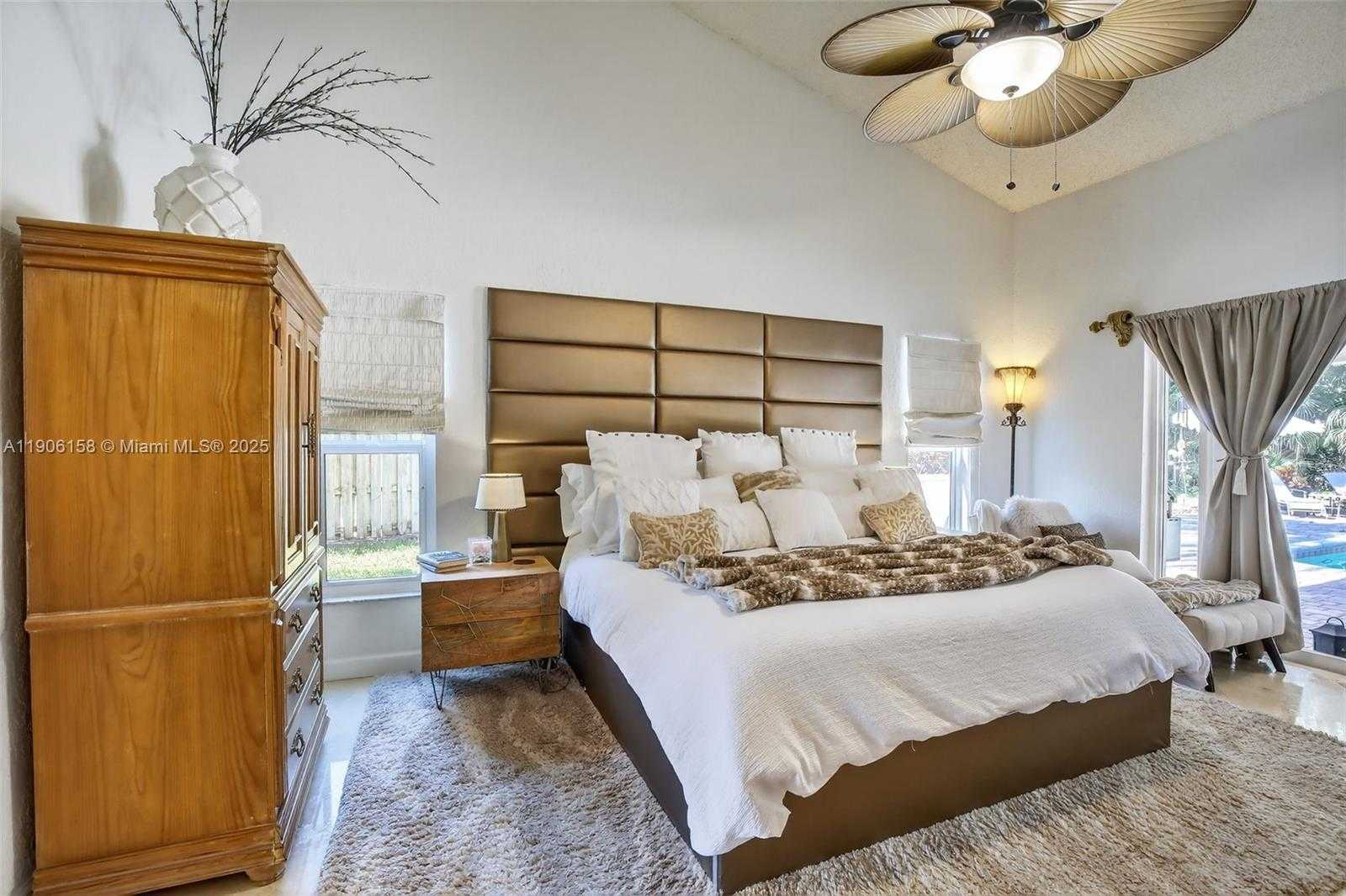 Small Image of 1721 NORTH WEST 99TH AVE, Plantation Number 23