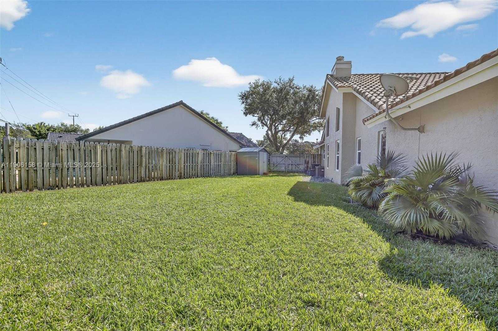 Small Image of 1721 NORTH WEST 99TH AVE, Plantation Number 48