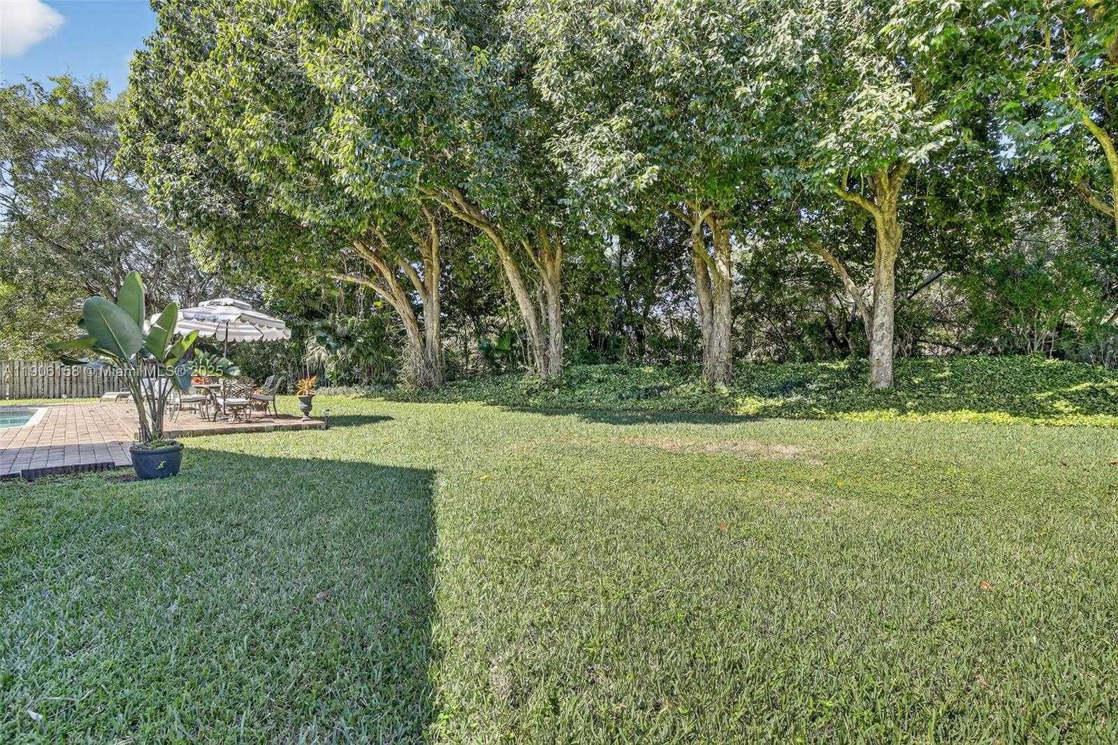 Small Image of 1721 NORTH WEST 99TH AVE, Plantation Number 49