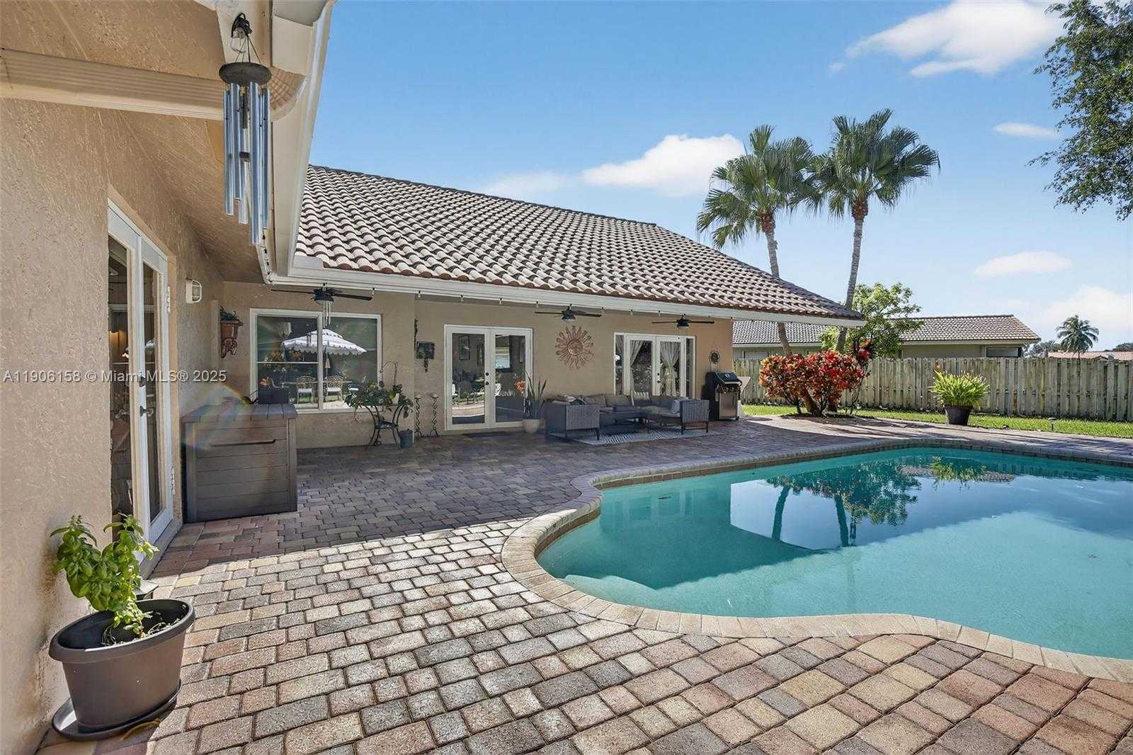 Small Image of 1721 NORTH WEST 99TH AVE, Plantation Number 51