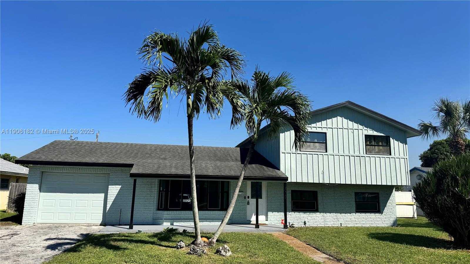 Small Image of 1659 40TH ST, West Palm Beach Number 1