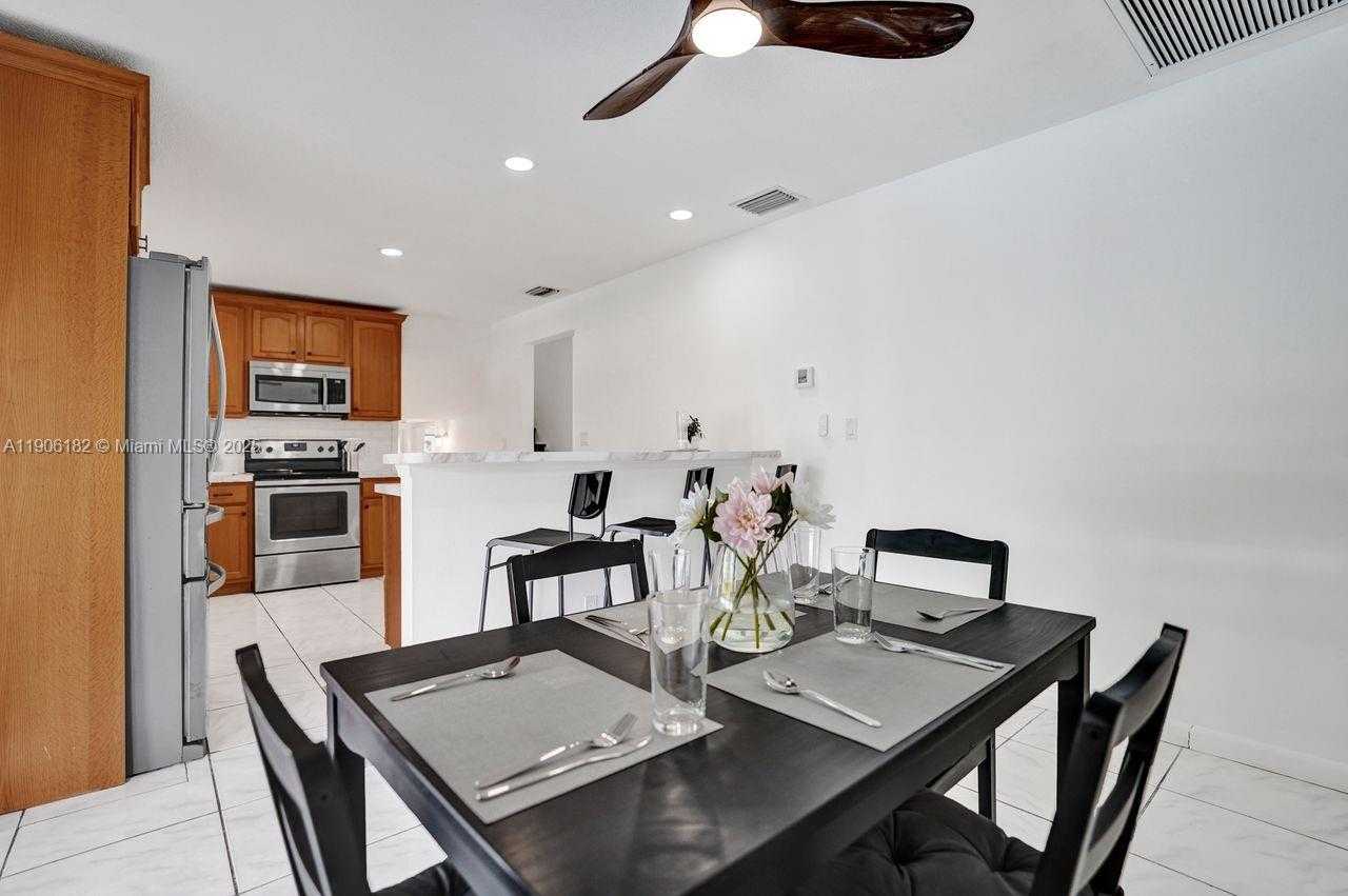 Small Image of 1659 40TH ST, West Palm Beach Number 17