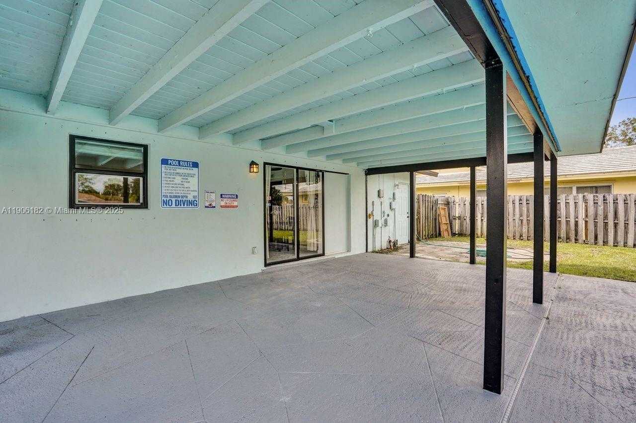 Small Image of 1659 40TH ST, West Palm Beach Number 52