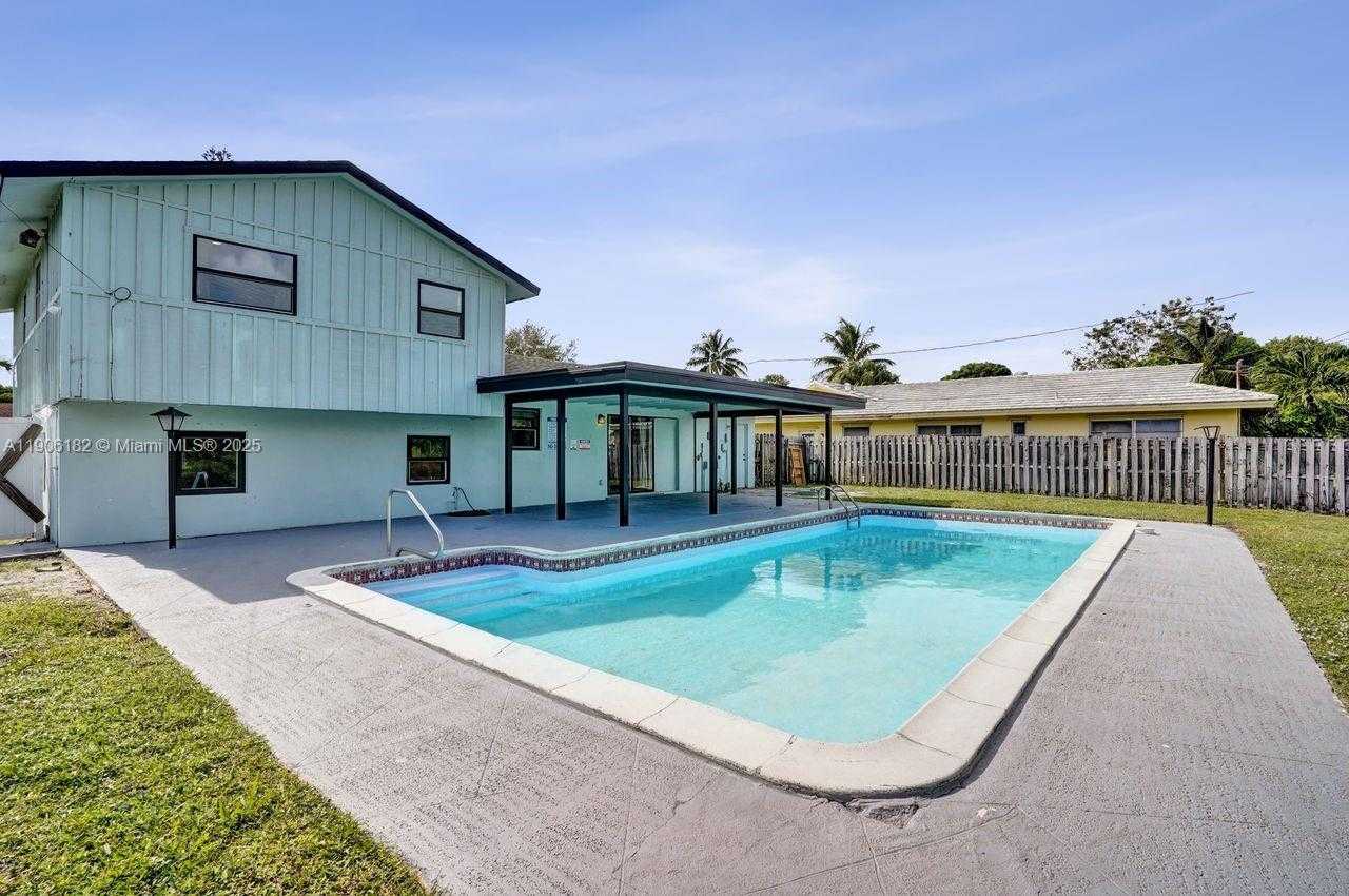 Small Image of 1659 40TH ST, West Palm Beach Number 58