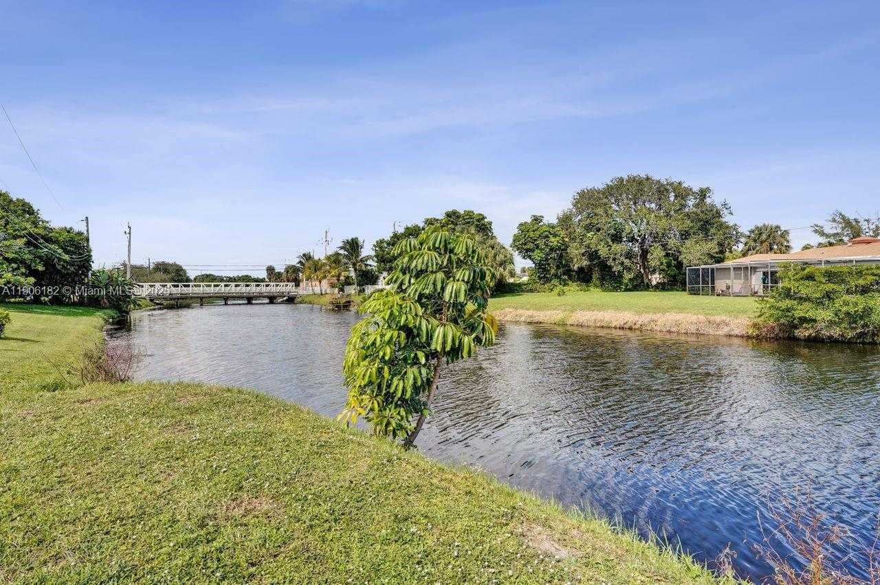 Small Image of 1659 40TH ST, West Palm Beach Number 61