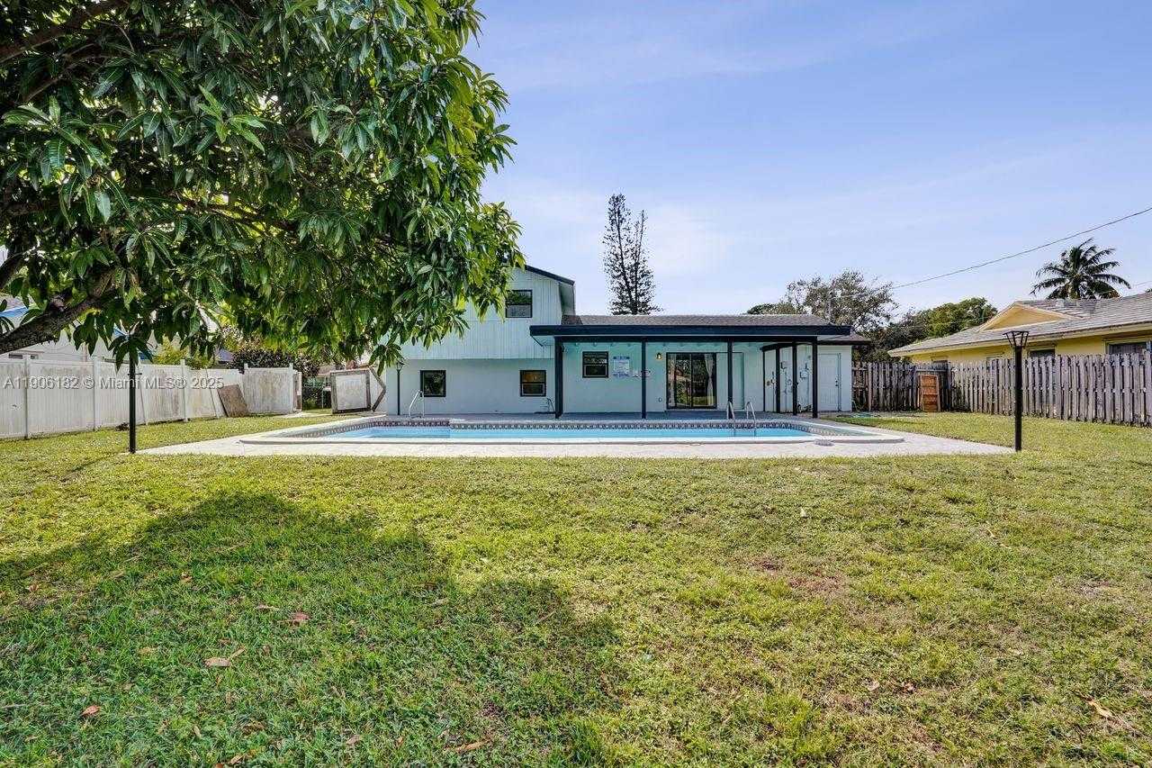 Small Image of 1659 40TH ST, West Palm Beach Number 63