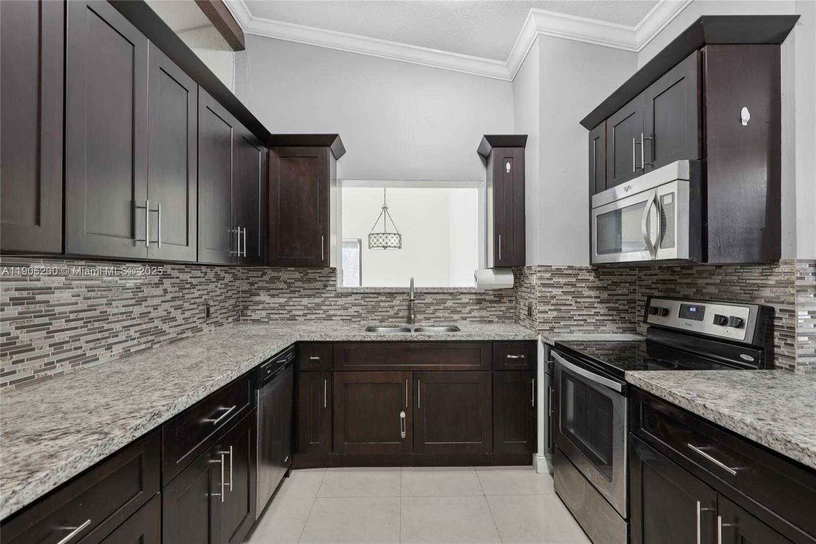 Small Image of 9315 SOUTH WEST 170TH LN, Palmetto Bay Number 20