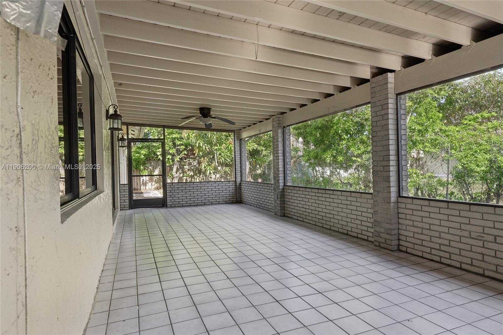 Small Image of 9315 SOUTH WEST 170TH LN, Palmetto Bay Number 42