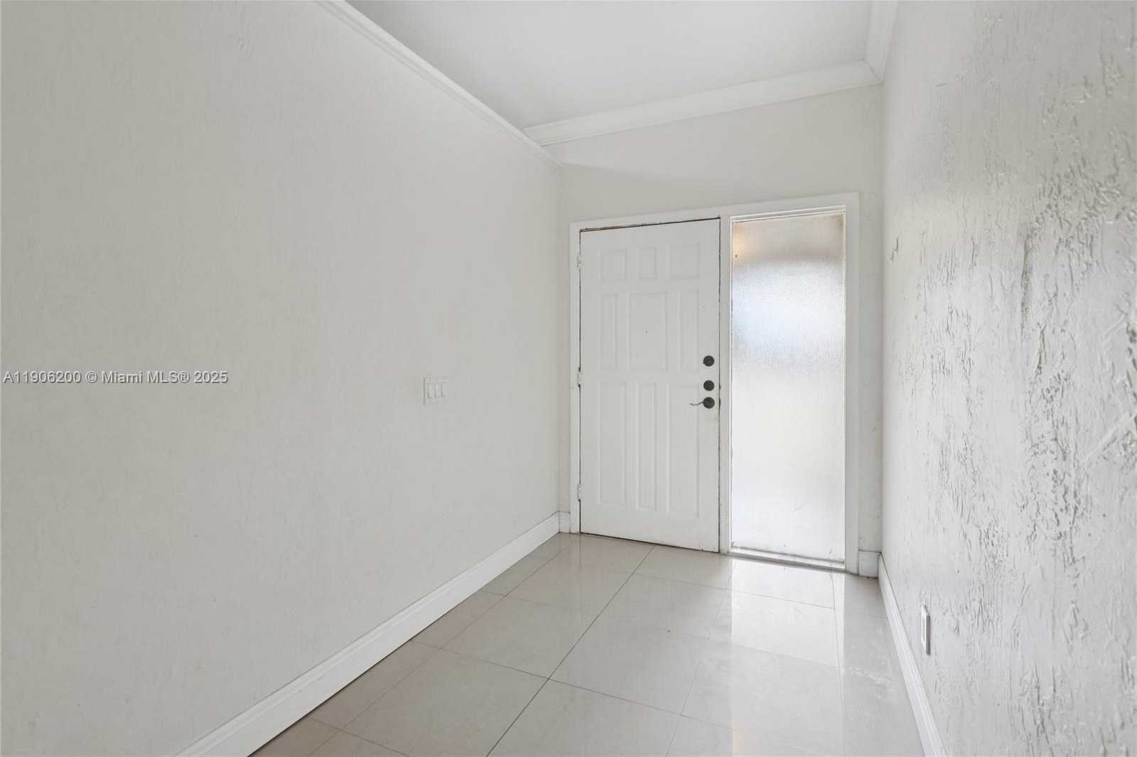 Small Image of 9315 SOUTH WEST 170TH LN, Palmetto Bay Number 6