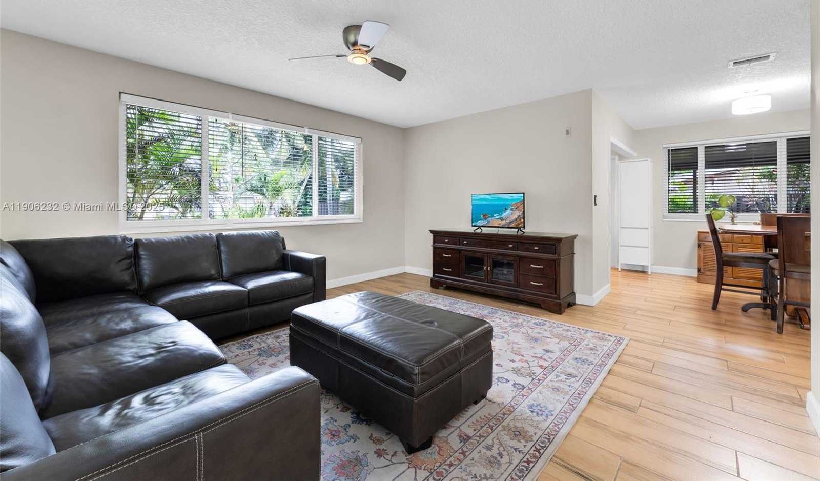 Small Image of 1532 NORTH EAST 39TH ST, Oakland Park Number 1