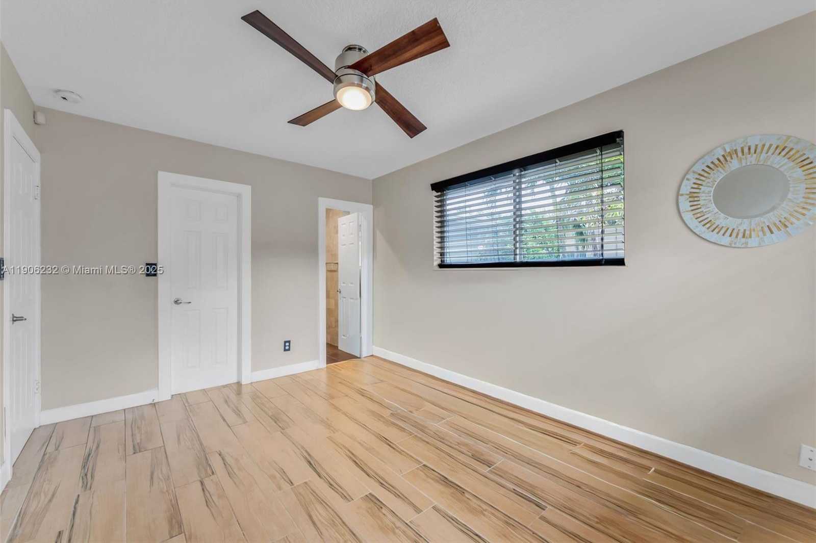 Small Image of 1532 NORTH EAST 39TH ST, Oakland Park Number 10