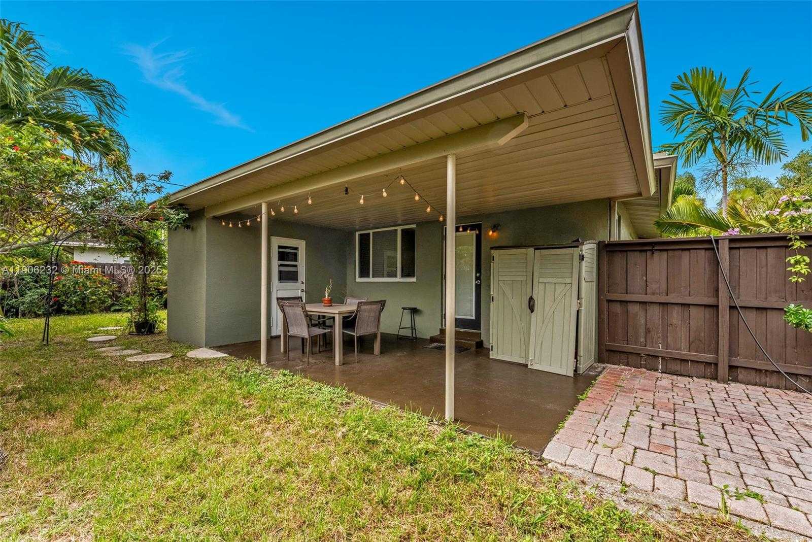 Small Image of 1532 NORTH EAST 39TH ST, Oakland Park Number 28