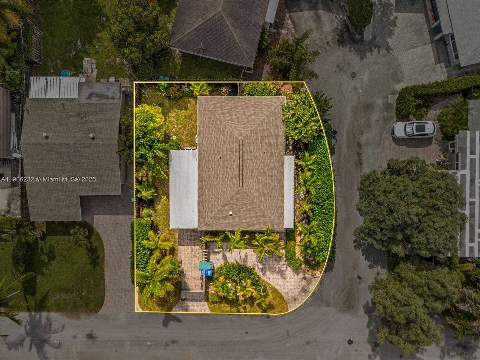 Small Image of 1532 NORTH EAST 39TH ST, Oakland Park Number 30