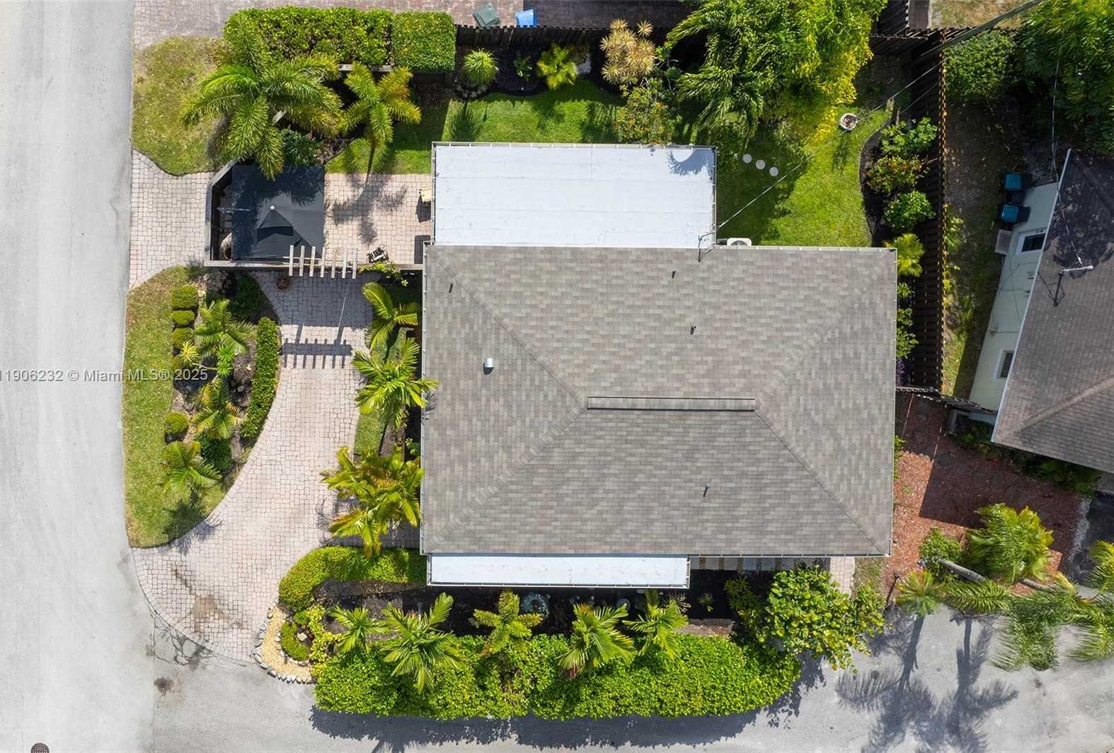 Small Image of 1532 NORTH EAST 39TH ST, Oakland Park Number 31