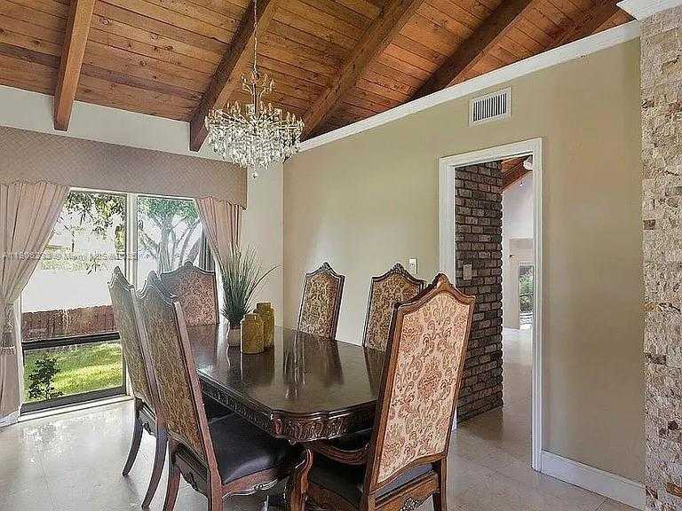 Small Image of 863 WEST COCO PLUM CIR, Plantation Number 10