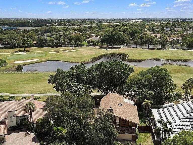 Small Image of 863 WEST COCO PLUM CIR, Plantation Number 25