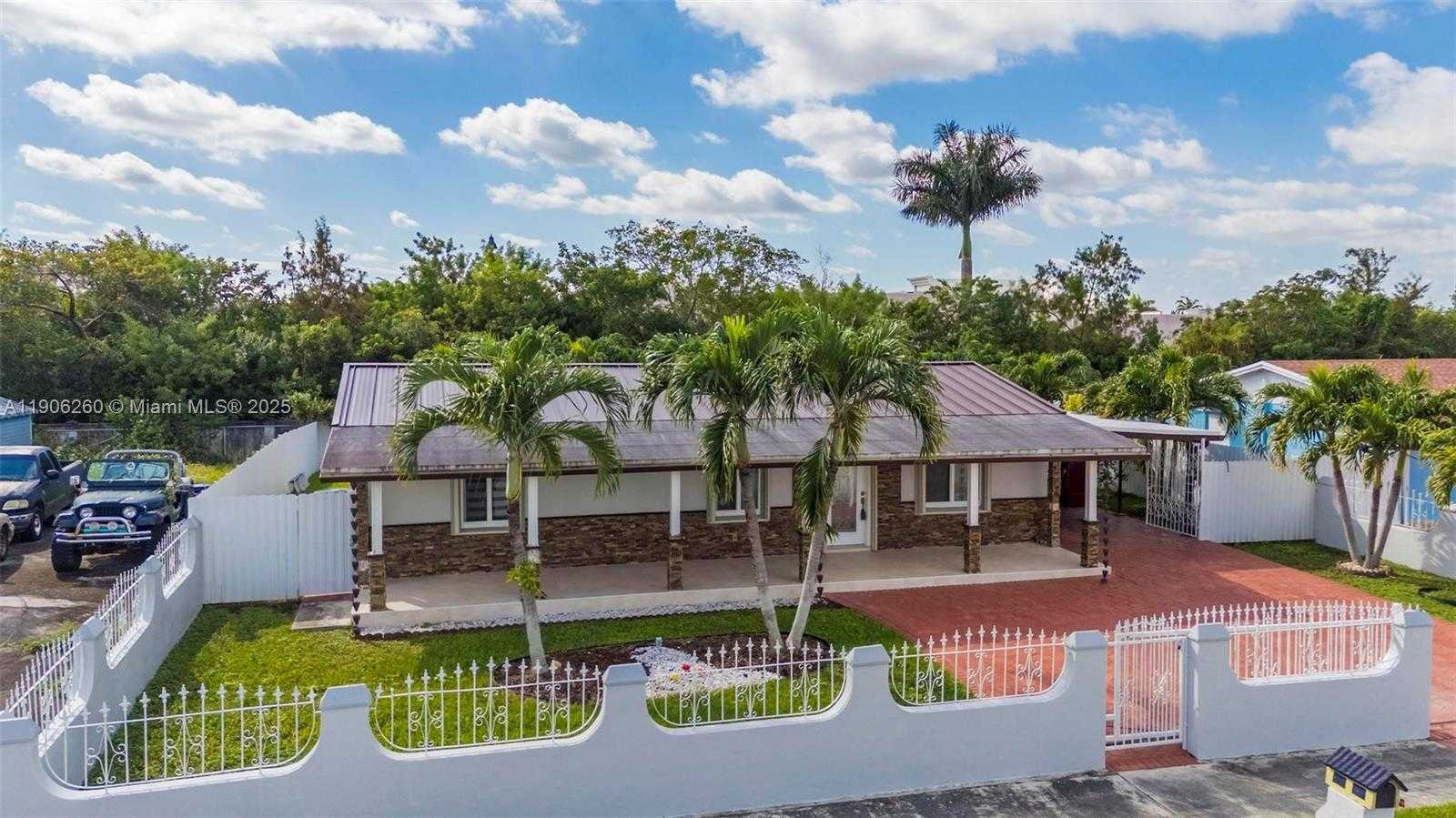 Small Image of 15430 SOUTH WEST 308 ST, Homestead Number 2