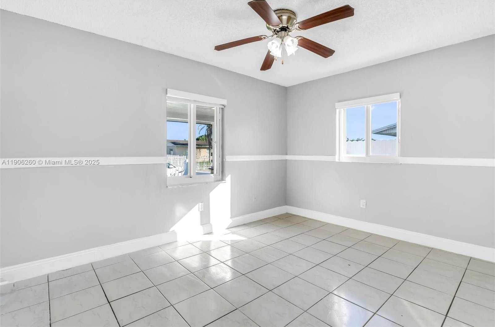 Small Image of 15430 SOUTH WEST 308 ST, Homestead Number 21