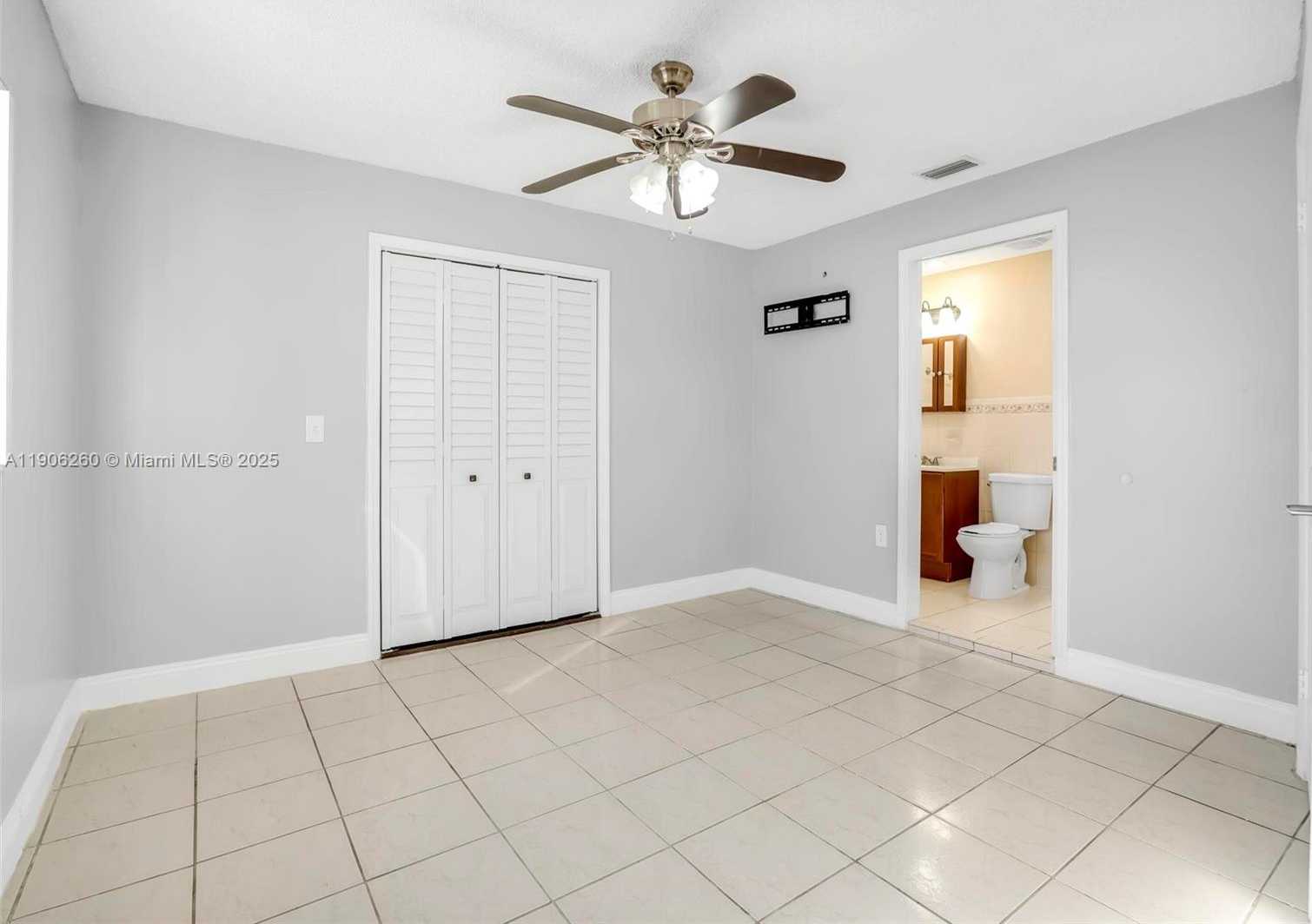Small Image of 15430 SOUTH WEST 308 ST, Homestead Number 24
