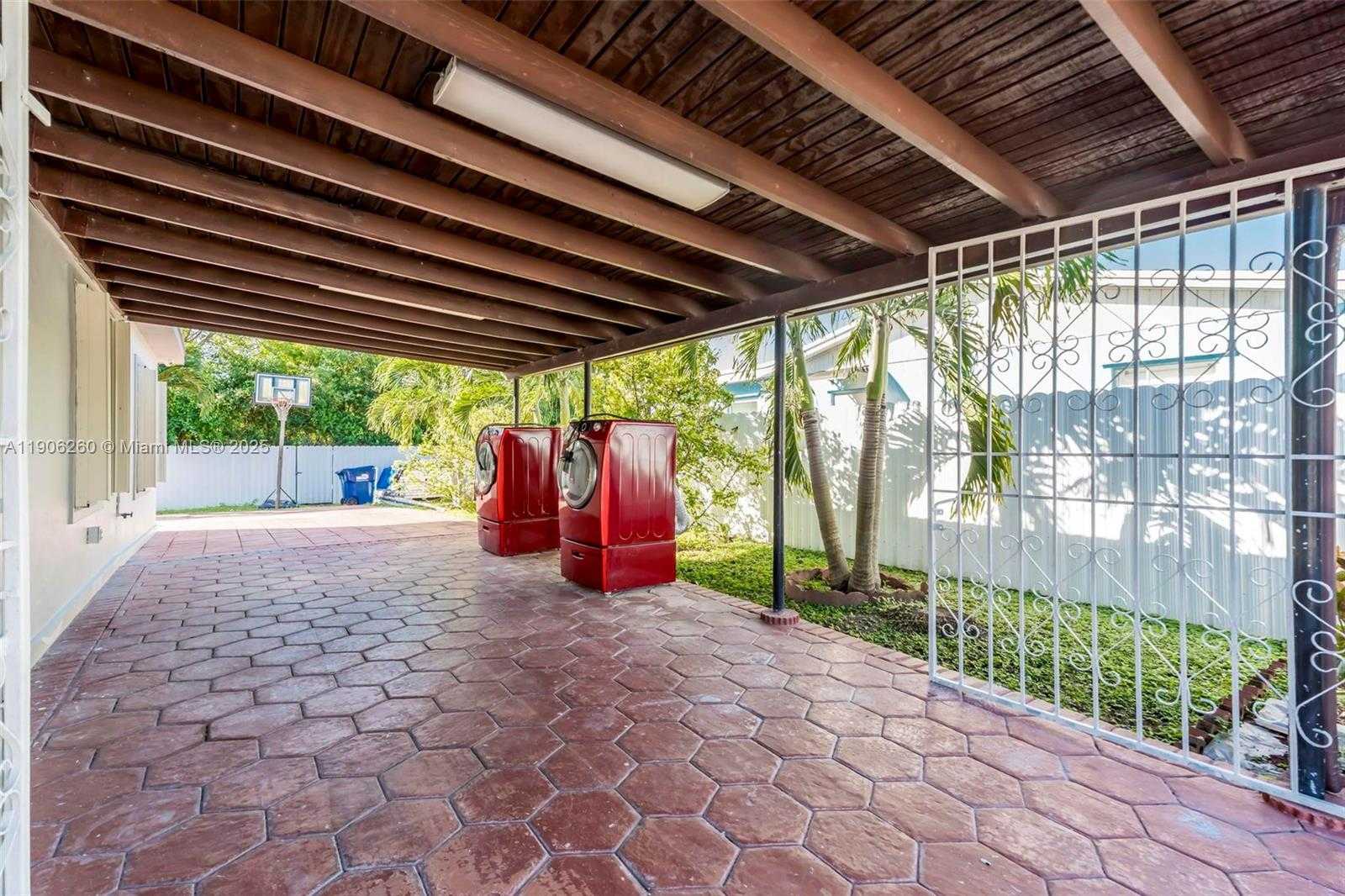 Small Image of 15430 SOUTH WEST 308 ST, Homestead Number 37